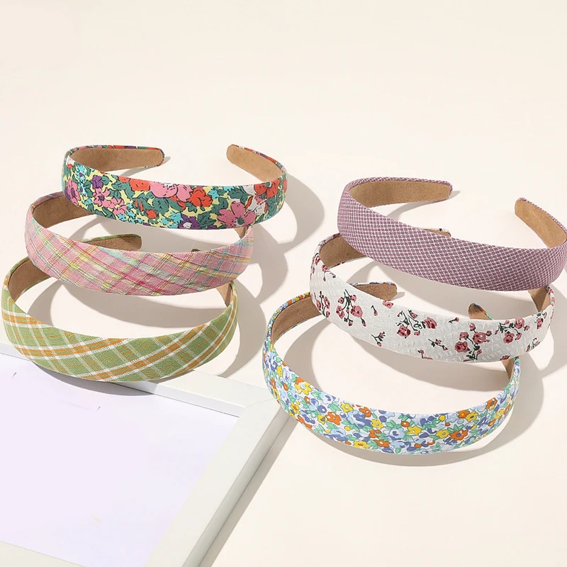 

2020 Retro Sweet Floral Hairband Cloth Fabric Plastic Plaid Hairpin Hair Accessories For Women Girls Headband Nice Hair Ornament