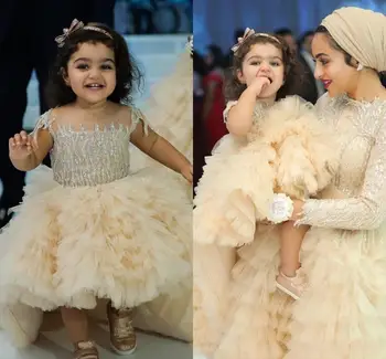 

2020 Champagne Flower Girl Dresses Hi-lo Lace Beaded Tiers Tulle Baby Girls Gowns Cap Sleeve First Birthday Pageant Dress