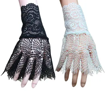 

Palace Style Women Hollow Out Floral Lace Horn Cuff Fake Sleeve Sunscreen Gloves A69C
