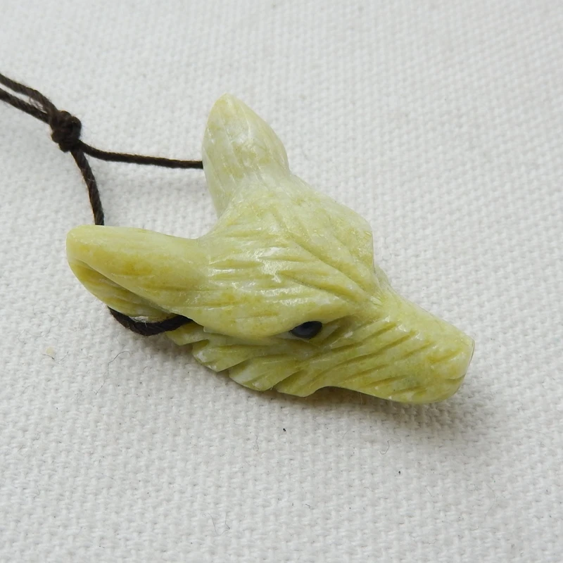Natural Stone Serpentine Carved Wolf Head Pendant Bead 32x22x11mm 8.2g Fashion Jewelry Necklace Accessories