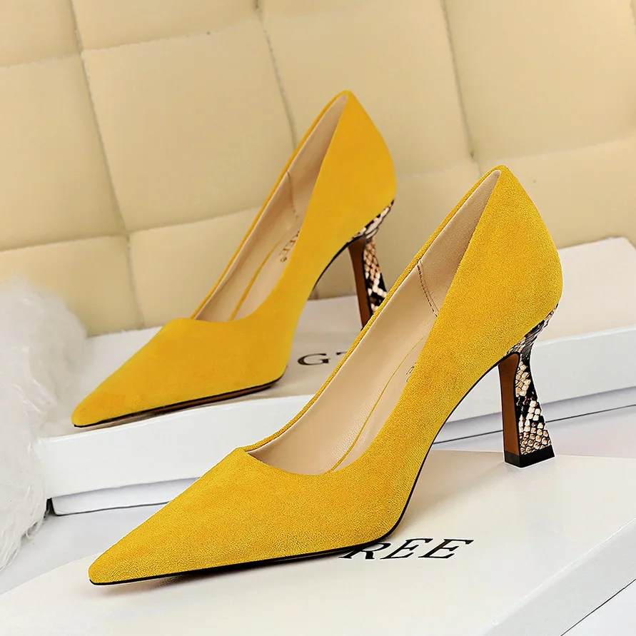 

2020 New Women 7.5cm High Heels Pumps Pointed Toe Luxury Elegant Lady Shoes High Heels Scarpins Yellow Prom Jeans Dress Pumps