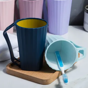 

Toothbrush Cup Creative Home With Handle Two-color Washing Portable Couple Traveling Plastic Tooth brushing Cup
