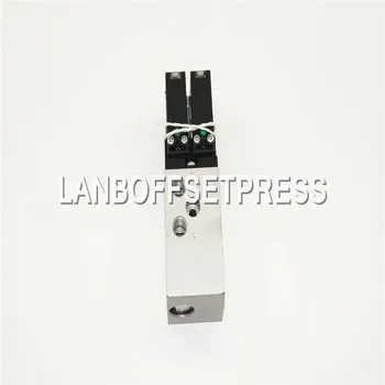 

LANBOFFSETPRESS Roland 700 valve 8010205 9000 024 00 original parts for roland printing machine