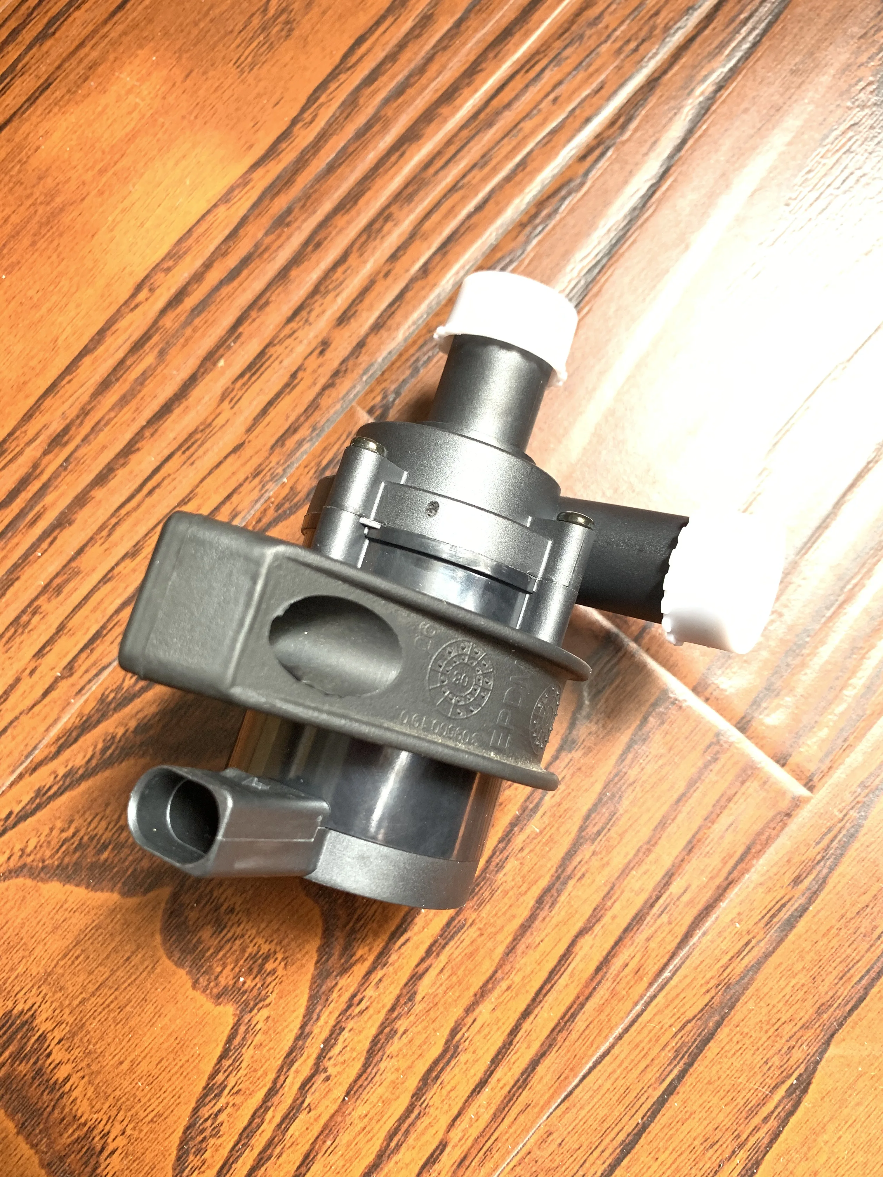 Additional Auxiliary Coolant Water Pump VW Volkswagen Multivan T5 Sharan Transporter Heater 7H0965561 7H0965561A Cooling Water Pump