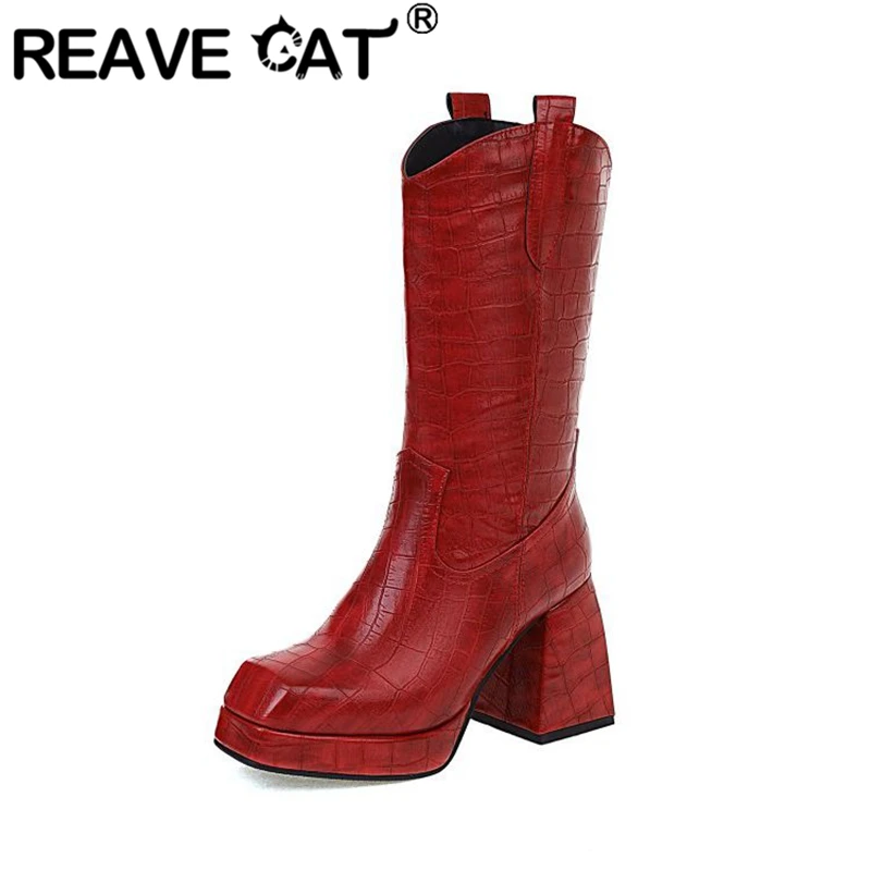 

Женские ботинки до середины икры REAVE CAT, популярные полосатые ботинки больших размеров 35-43 с квадратным носком и на массивном каблуке без застежек, черные, красные, коричневые, S2650