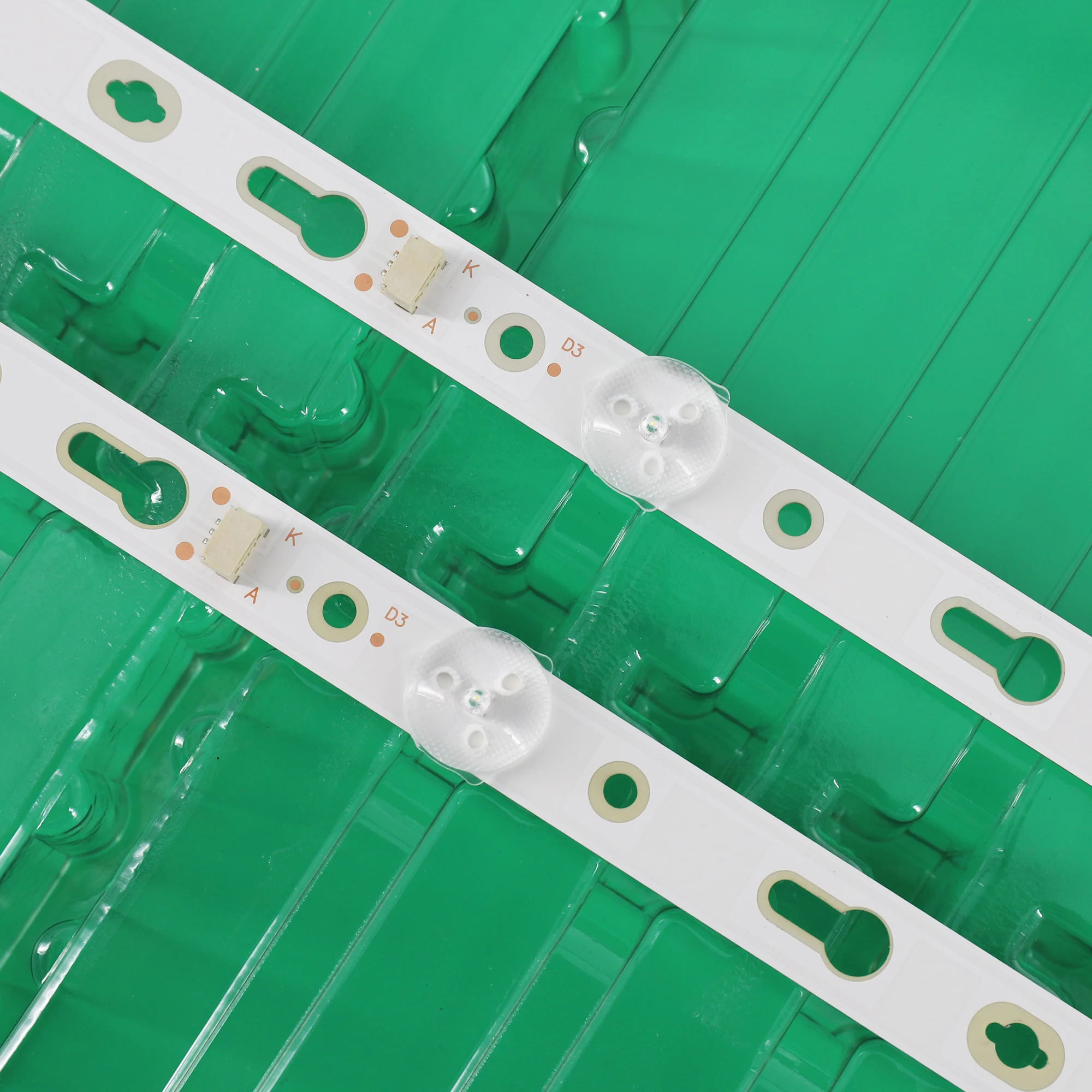 L32M5-AZ THOMSON LED Ʈ, 32HD3301, 32H3306, GIC32LB37_3030F, 4C-LB3205-ZM01J, 4C-LB320T-DSA, DSR TCL32D05-ZC22AG-11