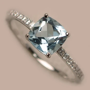 

Hot Sale New Style Inlaid London Blue Topaz Square Diamond Ring S925 Silver European and American Luxury Caibao Female Jewelry