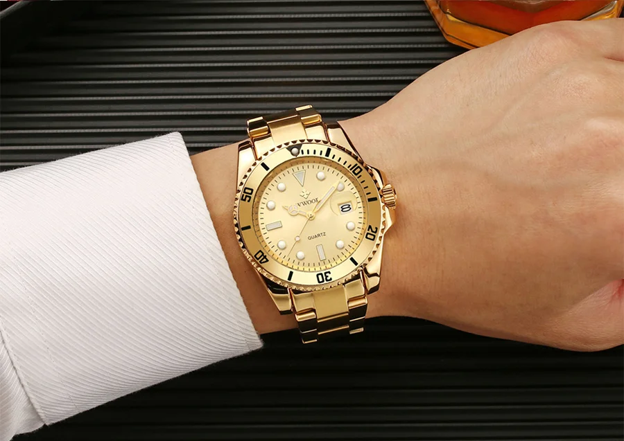 WWOOR Gold Watch Mens 30ATM Luxury Diver Watch Steel Sport Quartz Watch For Men Luminous Waterproof Watch Relogio Masculino Gift cheap diving watches