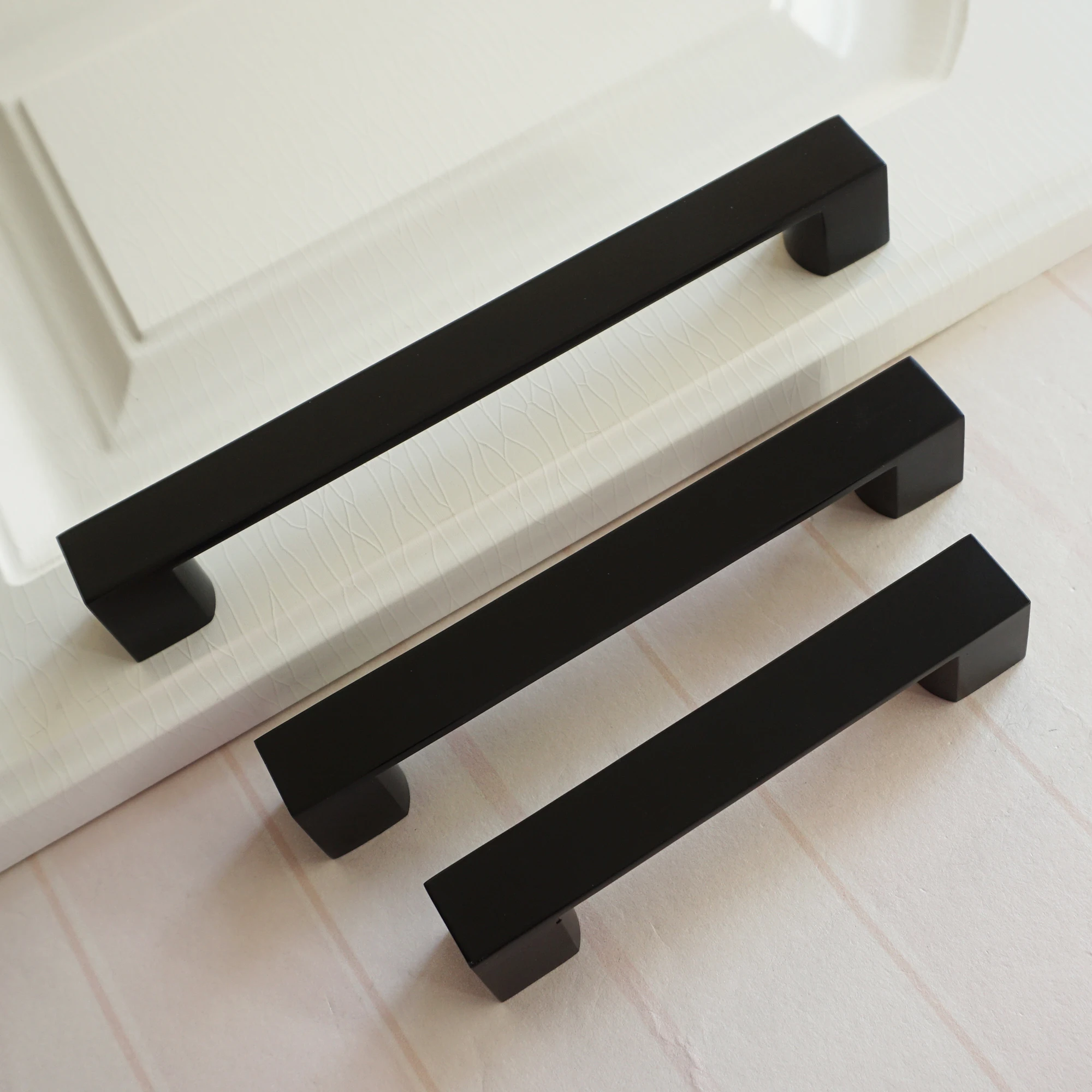 3.75" 5" 6.3" 7.55" Black Door Handles Zinc Alloy Drawer Pulls Kitchen Cabinet Handle Furniture Cupboard 96 128 160 192mm |