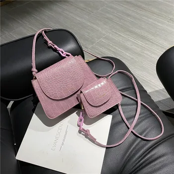 

2020 new spring and summer messenger this year popular female bag starry sky French texture net red chain bag female