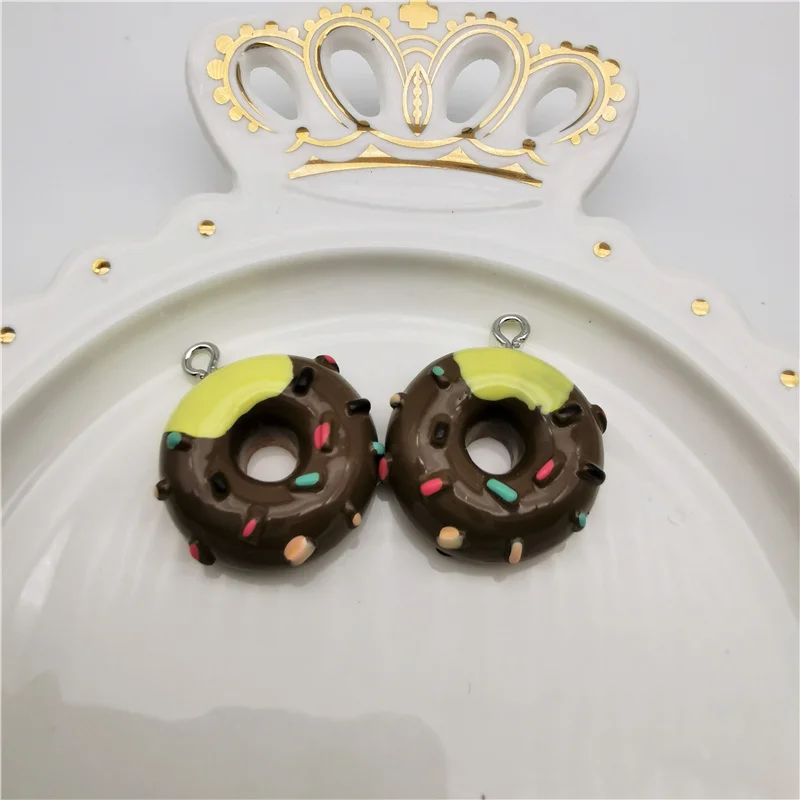 10 шт. смолы Kawaii домашний кукольный домик аксессуары Миниатюрные Мини Конфеты Пончик кукла еда играть Декор кухонные игрушки - Цвет: brown have hook