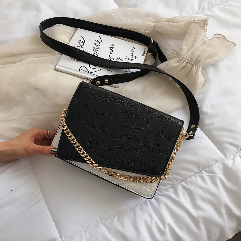 

2019 new tide women's bag chain foreign-gas irregular oblique retro-style broadband packet.
