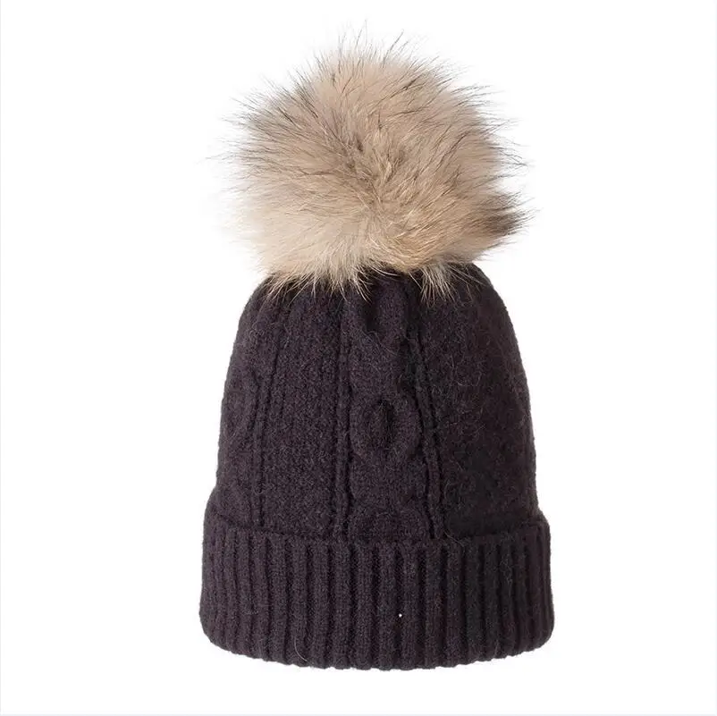 Новые Pom Poms женские зимние шапки повседневные шапочки модная шапка, вязаная крючком бренд женский головной убор из плотной ткани шляпа Bone feminino