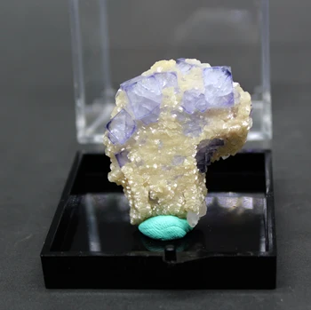 

100% natural Yaogangxian blue edge fluorite and dolomite symbiotic mineral crystal specimens Stones and crystals Healing crystal