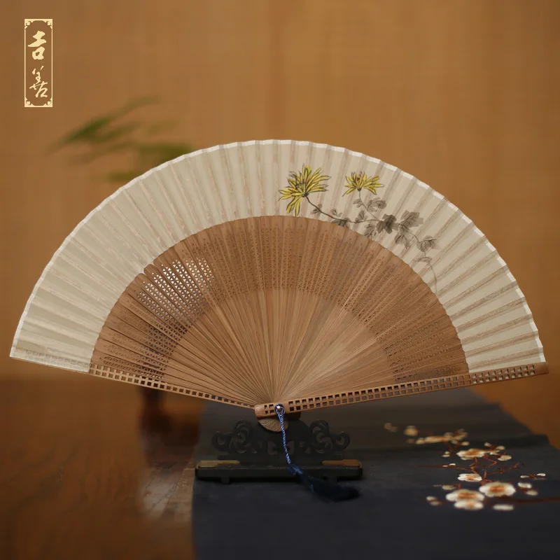 

Sensu 6 Inch Woman Fan Silk Folding Fan Hand Ma'am Sensu Hollow Out Handle Bamboo Fan Hangzhou Go Abroad Gift Fan
