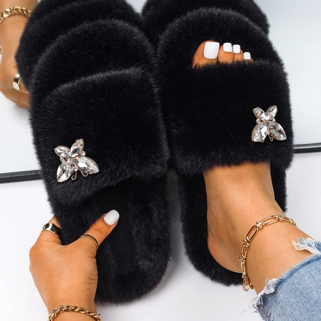 Fluffy Slippers Women Crystal Flower Decor Furry Sandals Elegant Ladies Home Flip Flops Faux Fur Slides Luxury Designer Shoes Black5