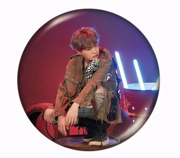 19 Year-End Clearances Kpop Bangtan Boys Pin Album Brooch Badge Accessories For Clothes Hat Backpack Decoration - Окраска металла: 19