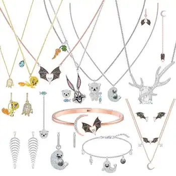 

SWA original classic brand romantic bat crab bracelet necklace is suitable for ladies to attend party jewelry wholesale gifts.