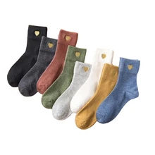 Высококачественные удобные и дышащие носки из хлопка с вышивкой в виде сердечек, женские носки