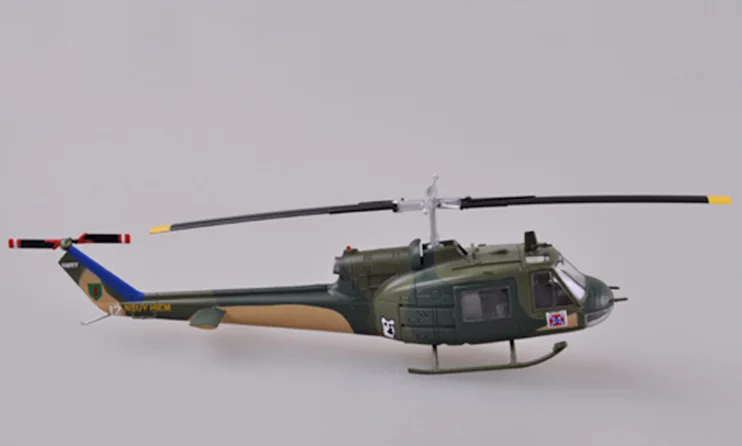 Trumpeter 1: 72 uh-1b Вертолет армии США 36907 модель продукта моделирования