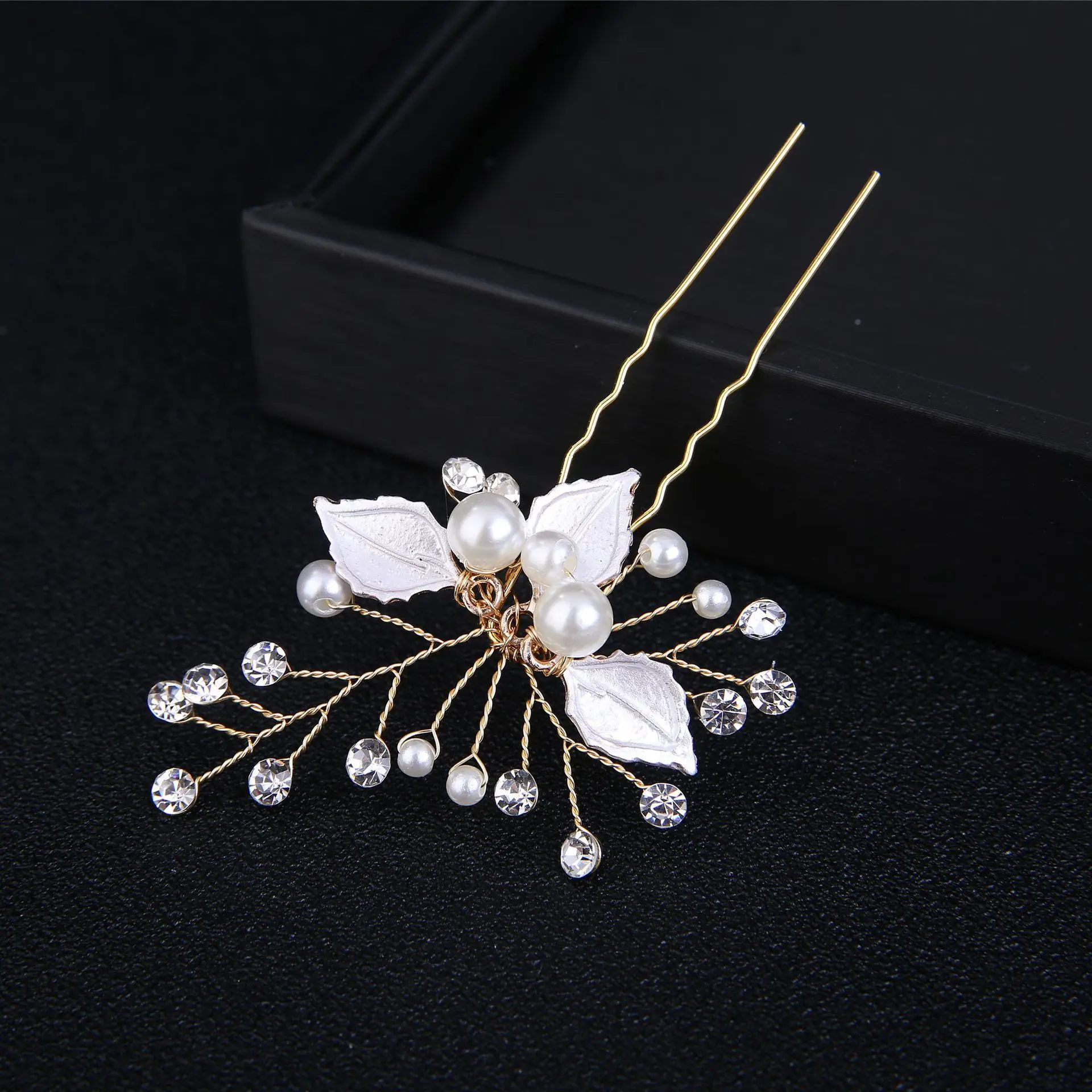 Hot Sales Alloy White Leaves Handmade Pearl Diamond Set Hairpin Pin Bride Headdress