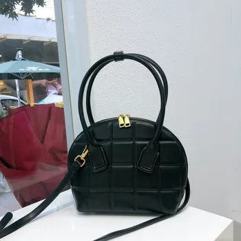 

2020 Square Shell Bag High-grade Underarm Bag Net Red Versatile Hand-held Single Shoulder Messenger Bag Female