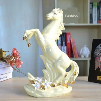 

Year of the Horse Gifts, Flower Crafts, Creative Desk Decorations and Decorations, Successful Horses, Ceramic Simulation Horses