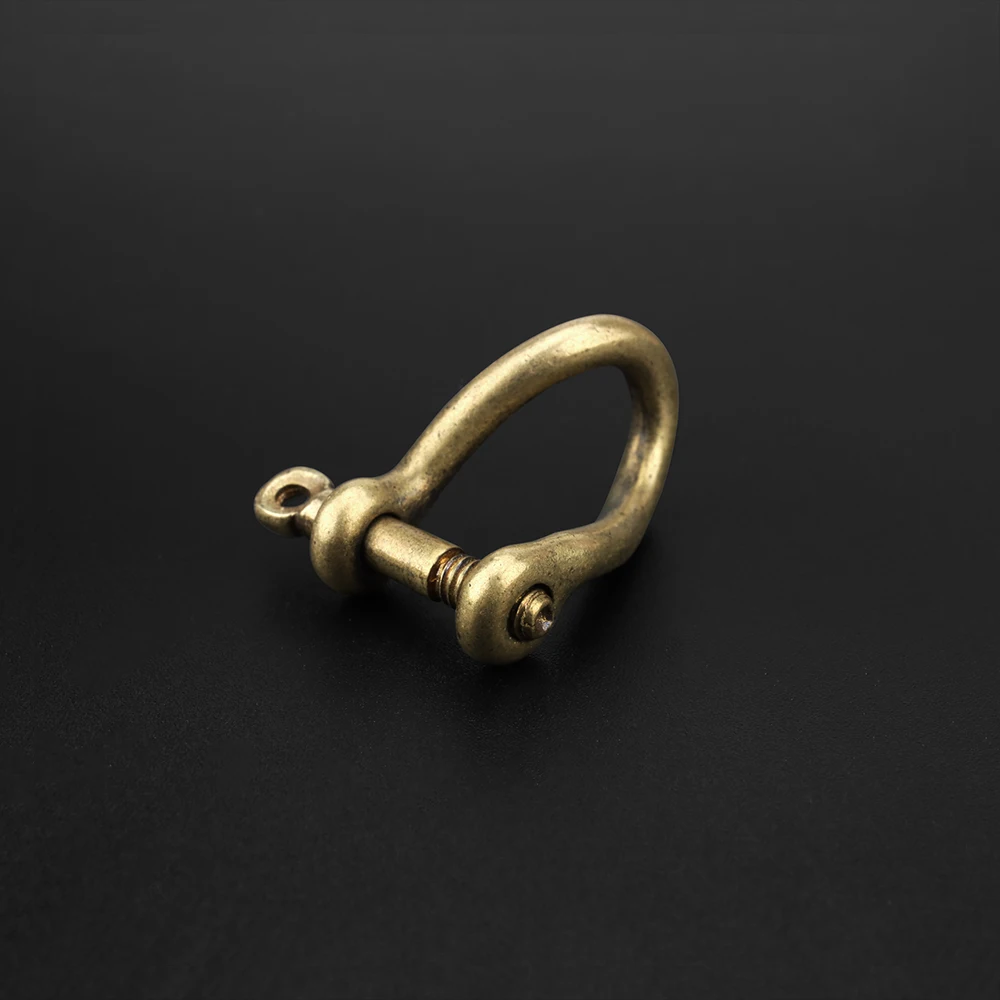 Vintage Twisted Buckle Brass Keychain U Shape Copper Hooves Buckles Outdoor Tool Horseshoe Buckle