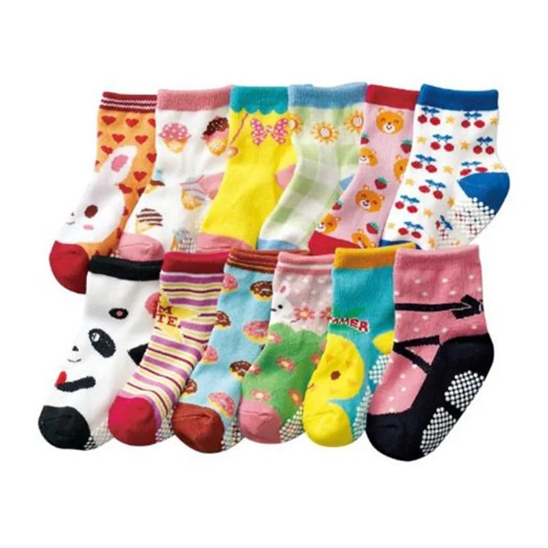 Лидер продаж, 12 пар/лот, носки из хлопка для маленьких мальчиков и девочек Резиновые Нескользящие носки-тапочки детские носки с рисунками для детей от 1 до 3 лет