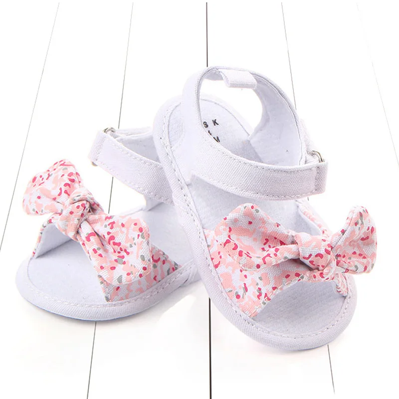 Zapatos con lazo para bebé y niña, sandalias para recién nacidos florales de princesa, antideslizantes, de verano