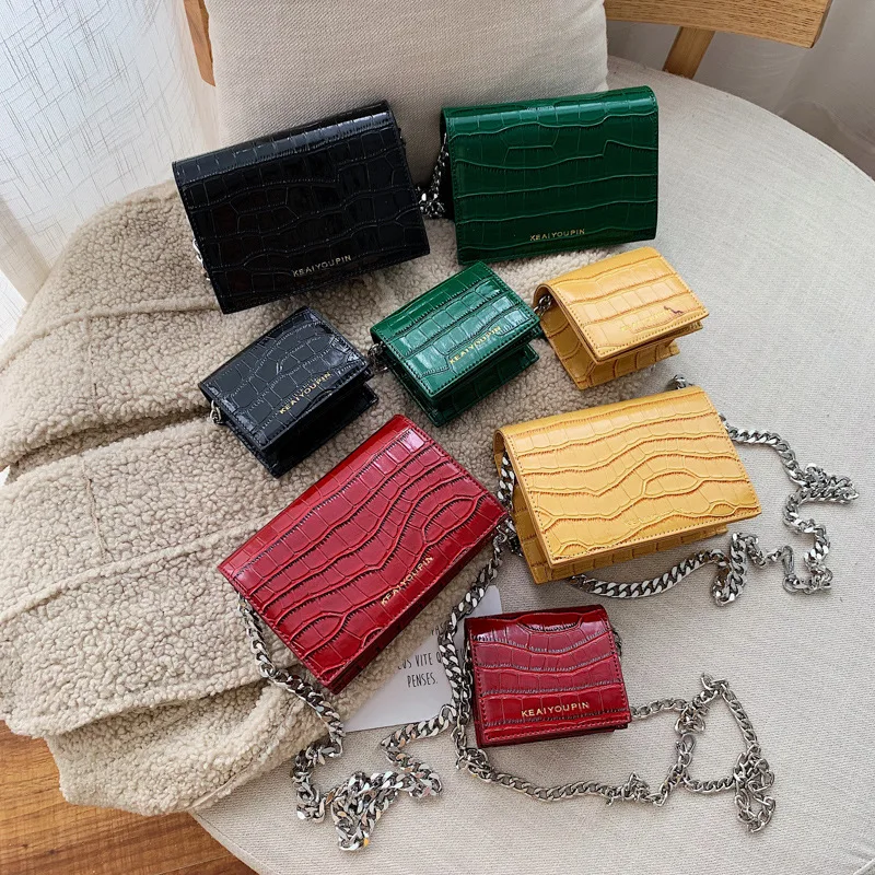 

Mini Stone Pattern Square Sling Bag Women's Korean-style-Style Patent Leather Bag Chain Strap Mini Crossbody Bag