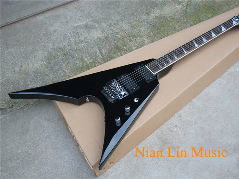 

6-String Electric Guitar,V Shape,Rosewood Fingerboard with 24 Frets,Chrome Hardware with Tremolo and can be Customized