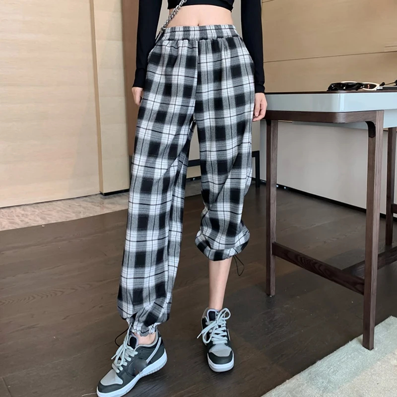 

HOUZHOU Checkered Woman Pants Korean Style Plaid Pants for Women Fashion High Waist Sportswear Jogging Pants Women Bunch Legs
