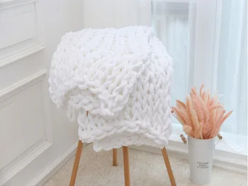 

Nordic Soft Hand Chunky Knitted Chenille Blanket Thick Yarn Wool-like Polyester Bulky Winter Warm Knitted Blankets Sofa Bed Home