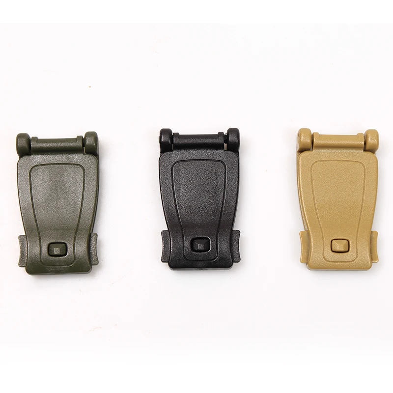 

Black Locking D-Ring, Tactical Gear Clip, Tactical Bag Accessories for MOLLE Webbing Attachment Backpacks,