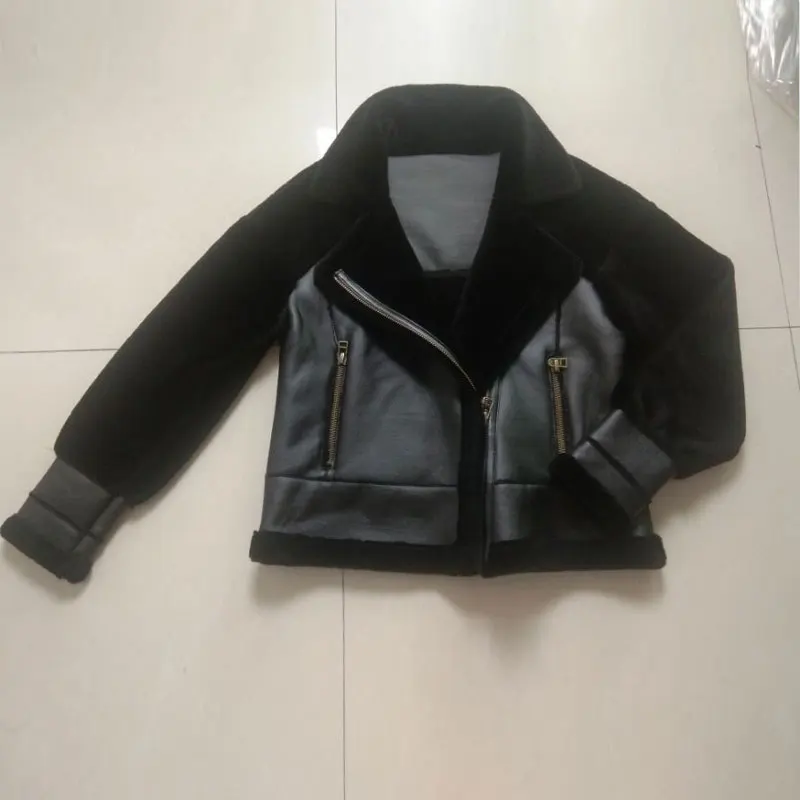 Winter short jacket Genuine Fur Coat 100% Wool