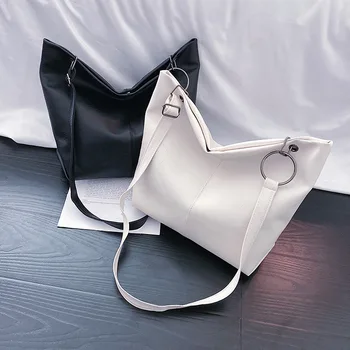 

2020 new small bag female bag net red shoulder bag Korean version soft face messenger bag fashion personality tote bag