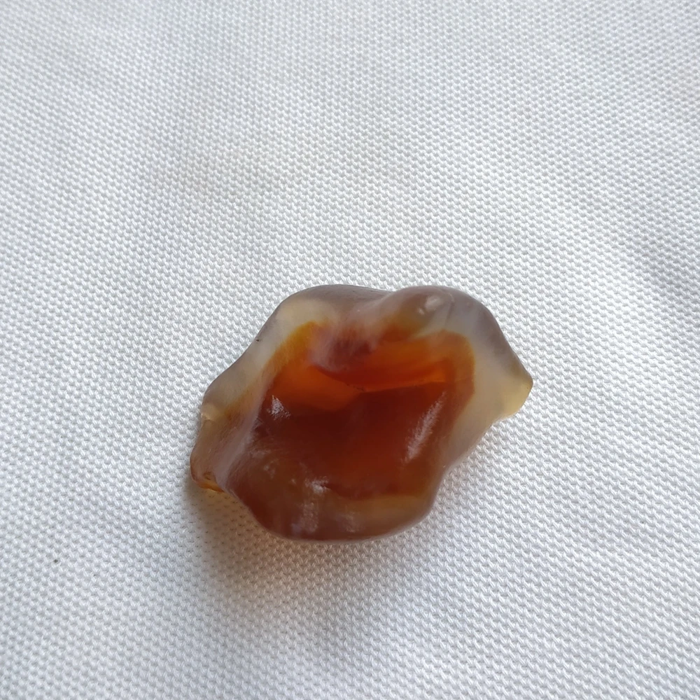 Natural beautiful stone Ornamental raw stone raw agate Silk Road Collectibles unique collection Natural beautiful stone Ornamental raw stone raw agate Silk Road Collectibles unique collection