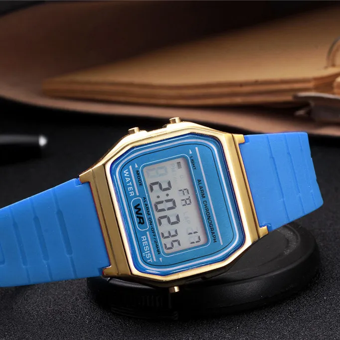 Мужские и wo мужские парные электронные спортивные часы простые квадратные одноцветные цифровые водонепроницаемые электронные часы мужские 50
