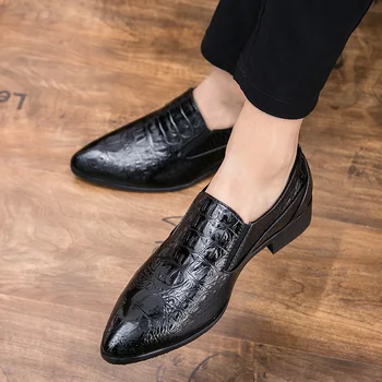 

Handmade Black Men's Loafers Men Shoes slip on fahsion breathable pointed top Brand Shoes for Men moccasins design men shoes