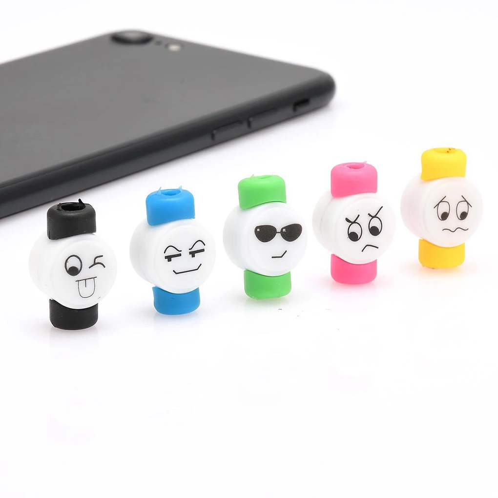 

Cartoon Pattern Silicone USB Data Cable Protective Cover Compatible for iPhone Samsung Color Random