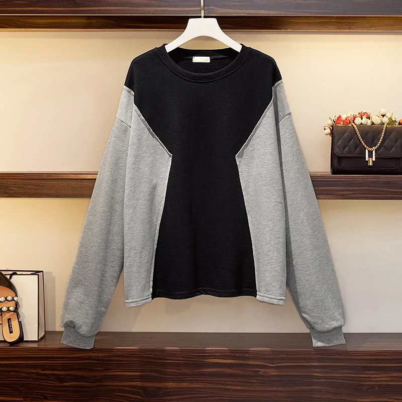

Loose Black Grey Combination sweatershirt