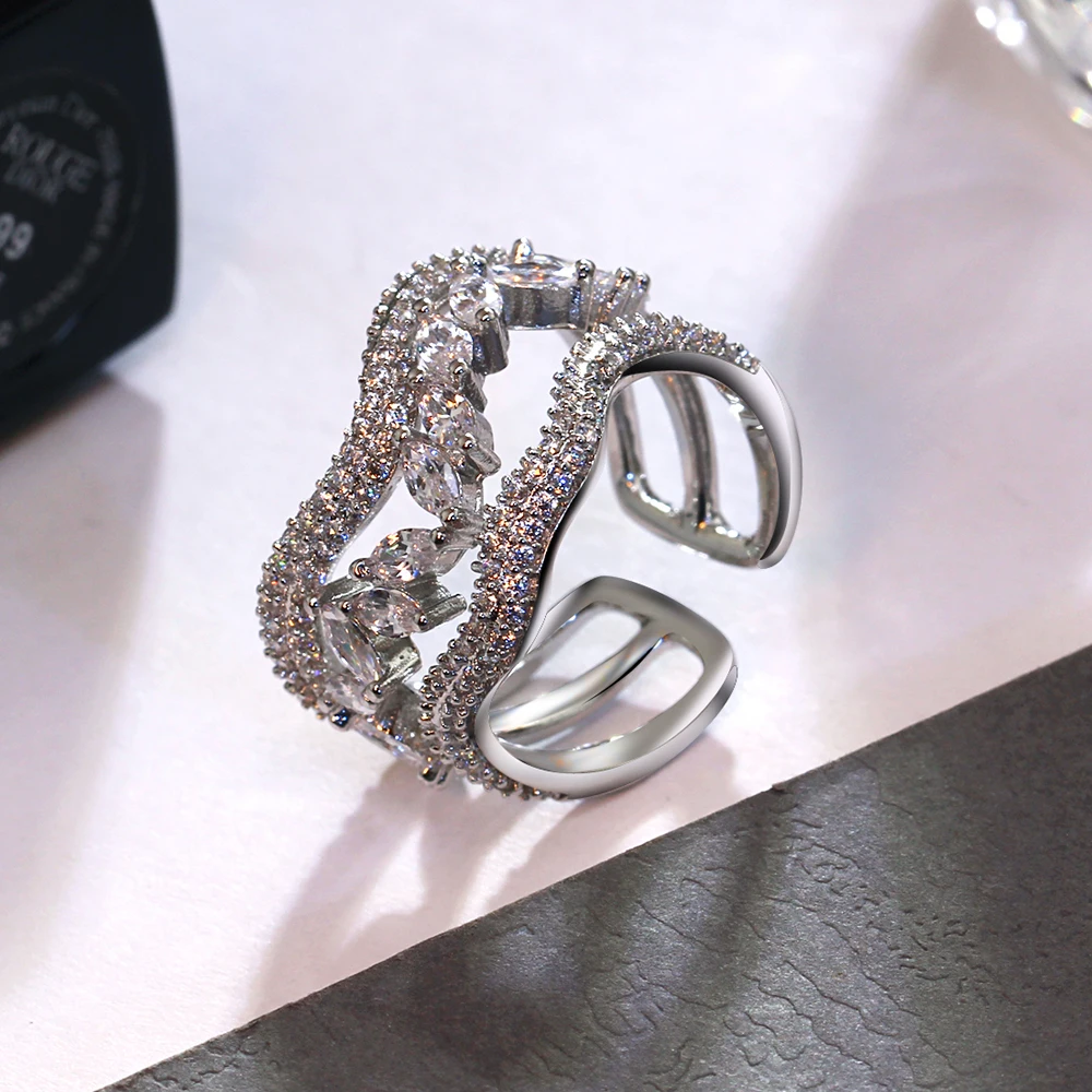 white ring (5)
