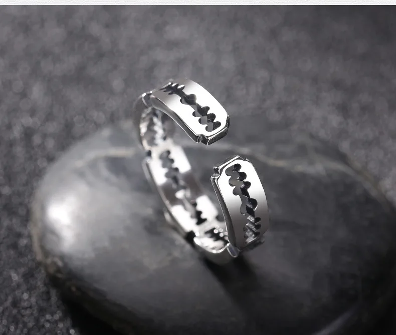 silver-ring0013D