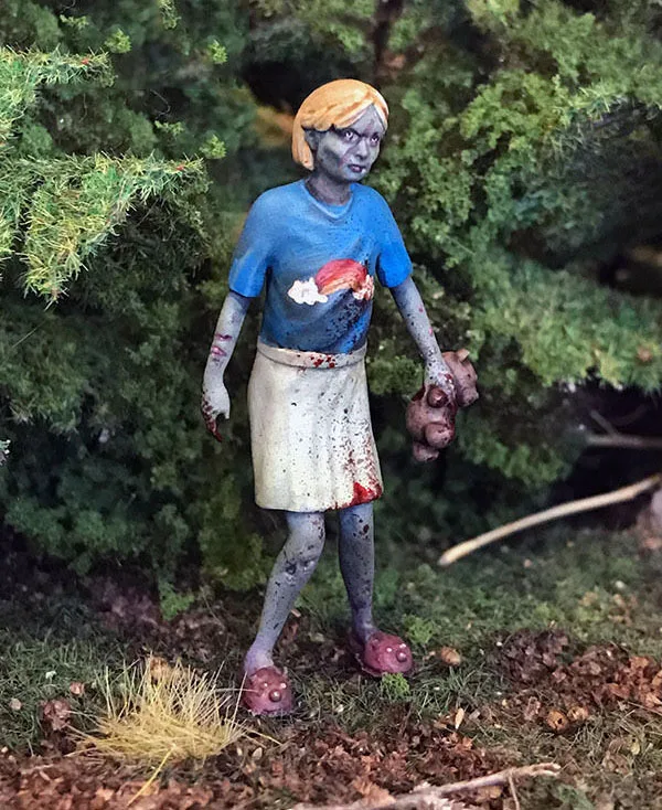

1/35 Resin Model Building Kit Female ghost
