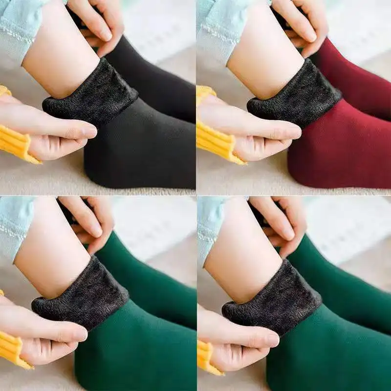 Korean version of autumn and winter models cute socks straight cat combed cotton socks candy color cotton socks