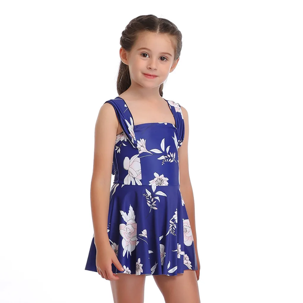 

Mother And Daughter Swimsuit parent-child Sling swimsuit Two Piece Matching Outfits Look Mom Mum Baby Dresses Clothing L1211