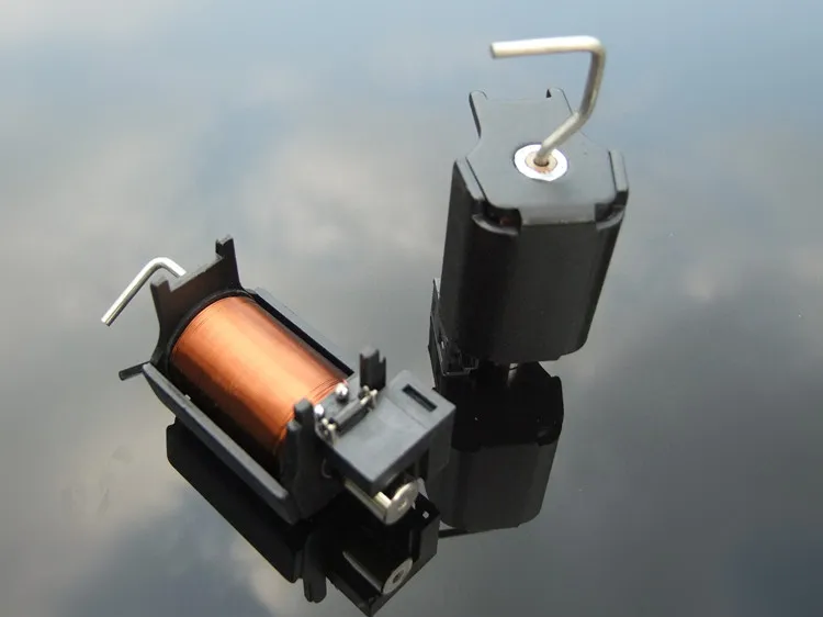Тяговый Электромагнит DC15-24V тяги постоянный Электромагнит ход около 12 мм