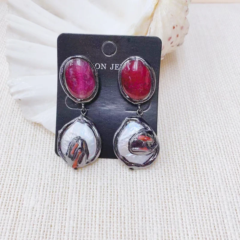 

Fashion Personality Pearl Woman Earring Red Agate Stud Dangle Earring 3Pairs Gun Black