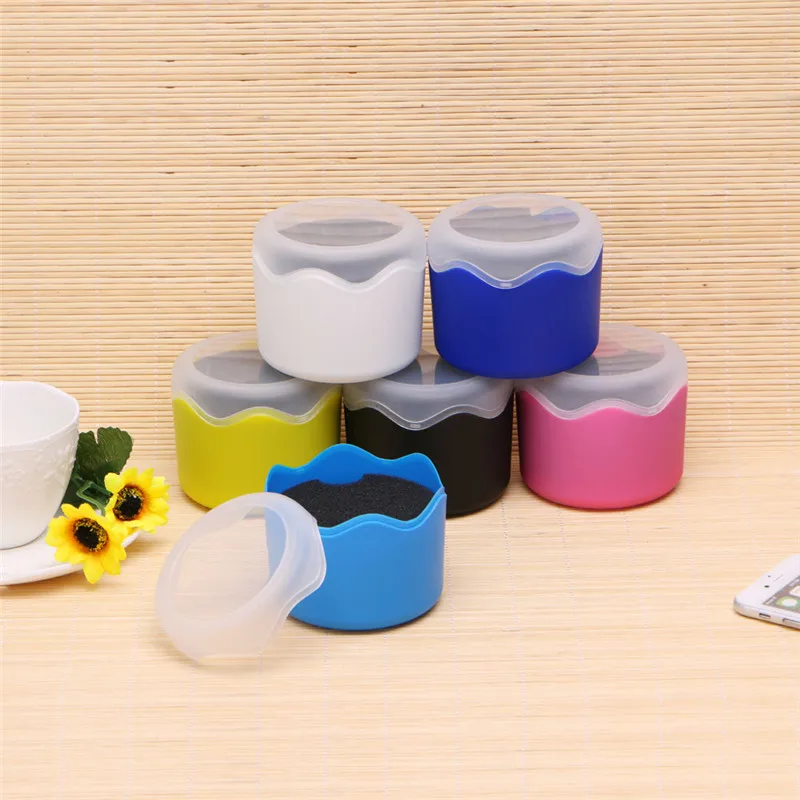 

Candy Color Wristwatch Storage Case Plastic Single Watch Box Case with Sponge